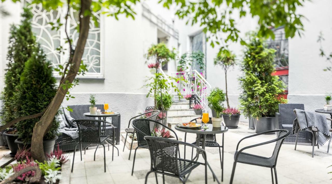 Apartahotel Platinia - Komfortowe Stare