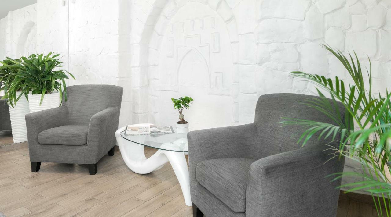 Apartahotel Platinia - Komfortowe Stare